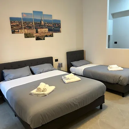 Casa Finalmarina 10 * Turín