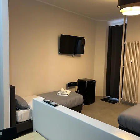 Pensionat Casa Finalmarina 10 *